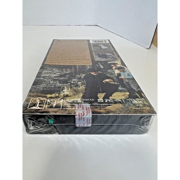 A River Runs Through It VHS FACTORY SEALED Brand‎ New Condition 1993 - Picture 3 of 3